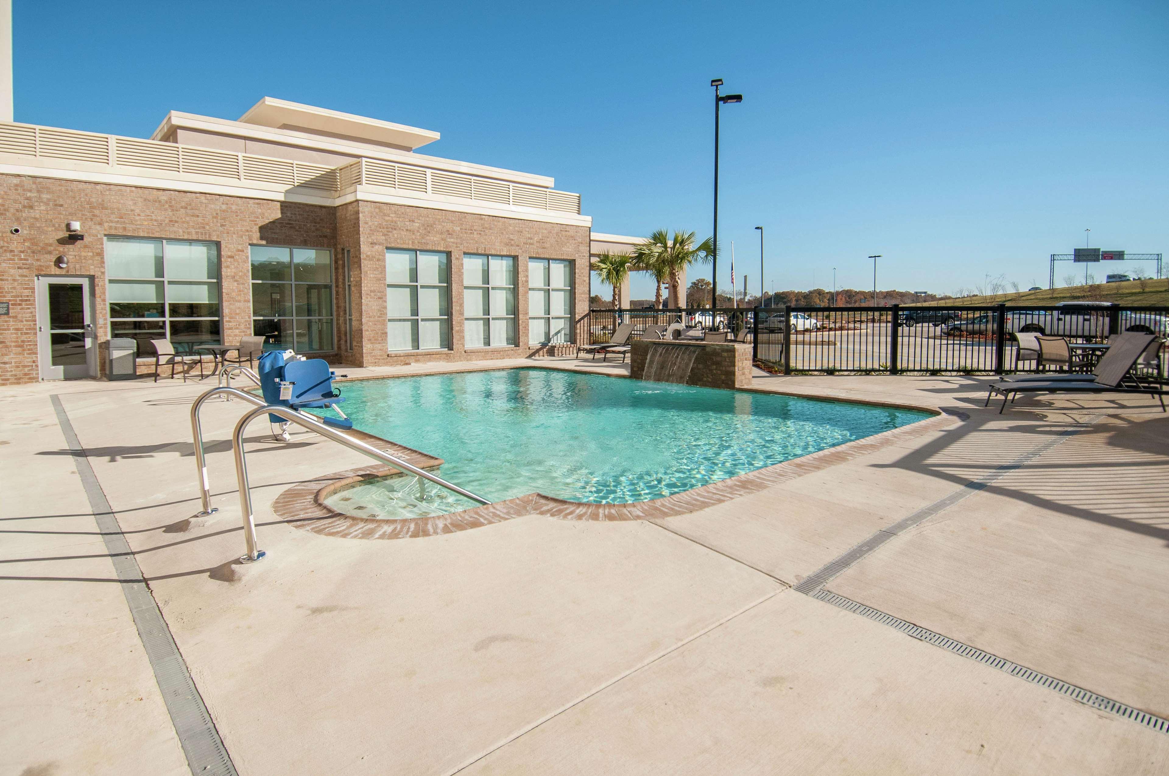 Hilton Garden Inn Jackson/Clinton Buitenkant foto